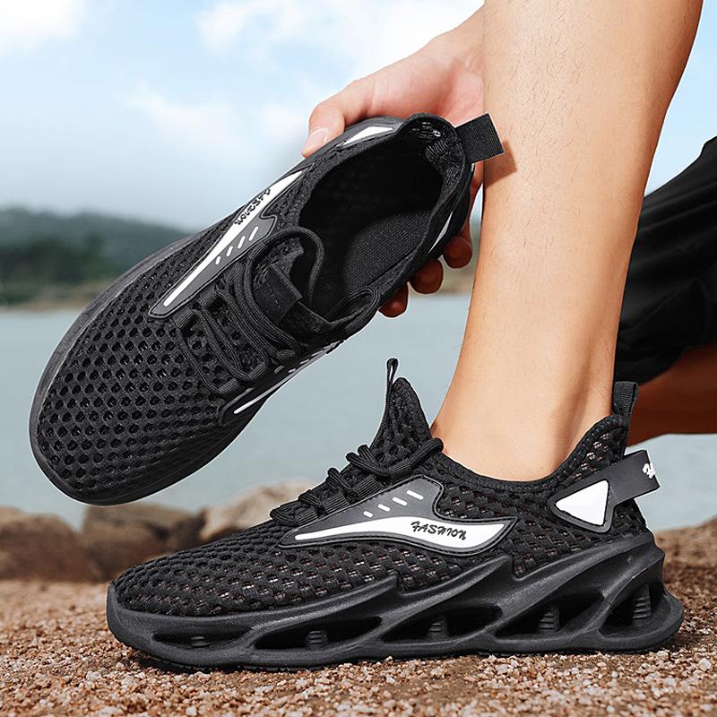 Men's Summer Breathable Aqua Shoes Mesh Running Shoes Lightweight Soft Bottom Water Sport Casual Trendy Footwear Lace-Up