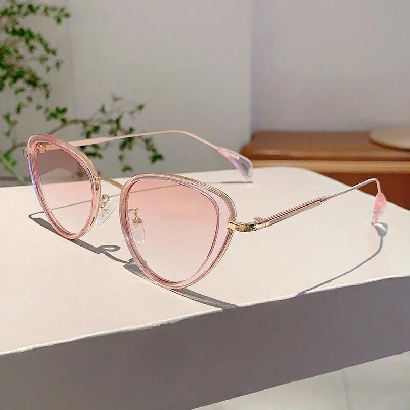 Vintage Cat Eye Decor Sunglasses Women New Stylish Gradient Shades Trendy Luxury Brand Retro Design Fashion Sun Glasses