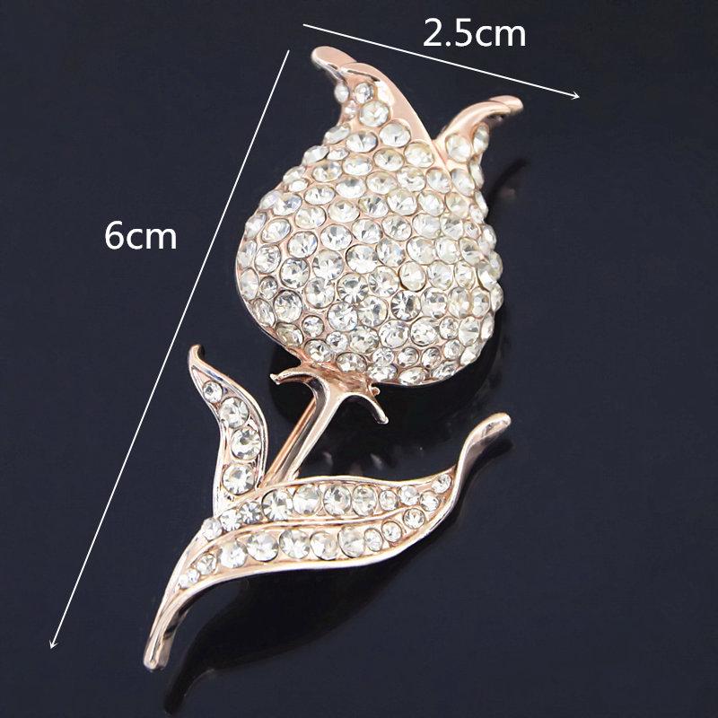 Elegant Korean Style Rhinestone Rose Brooch: Versatile High-End Fashion Accessory & Scarf Buckle