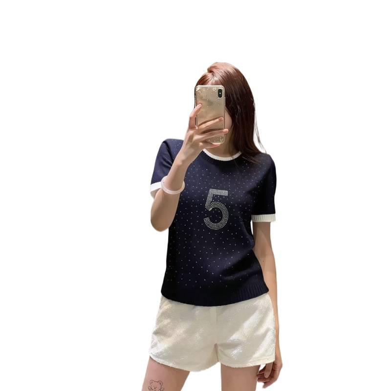 Trendy Women's Casual Knit Top with Rhinestone Numbers