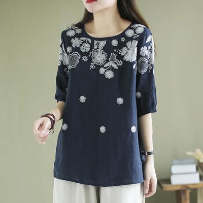 Cotton Tops Women Summer T-shirt Large Size Loose Floral Embroidery T-shirt Comfortable Casual Women's Tops