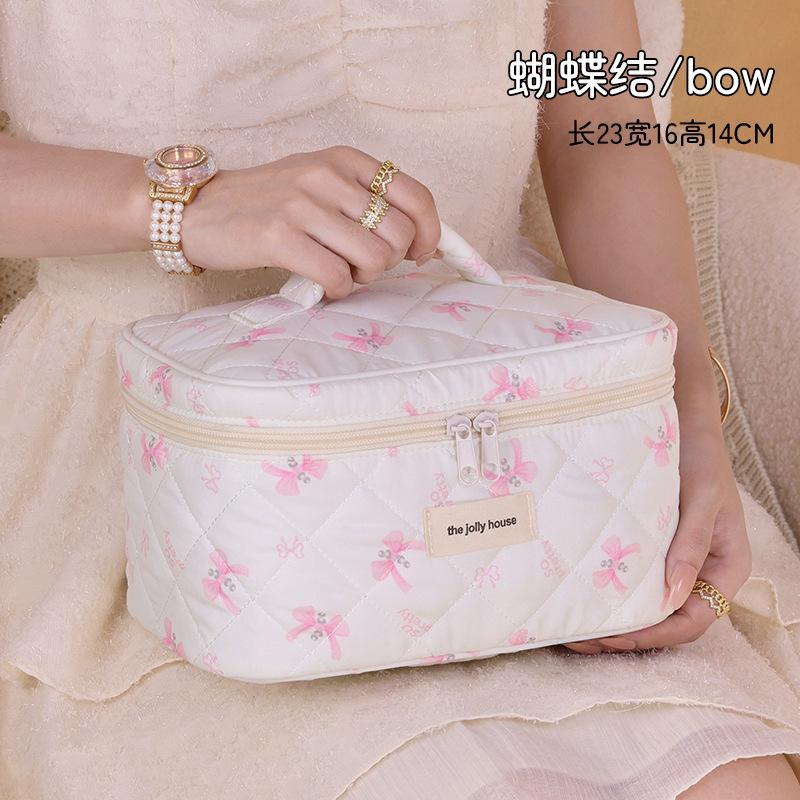 Небольшое место для хранения цветов. Портативная стеганая хлопковая косметичка с бантом. Высококачественная многофункциональная косметичка большой вместимости.