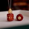 Pingente Nobre Dzi da Carne Vermelha do Palácio Potala em Prata S925 com Ágata do Deus da Riqueza Amarelo