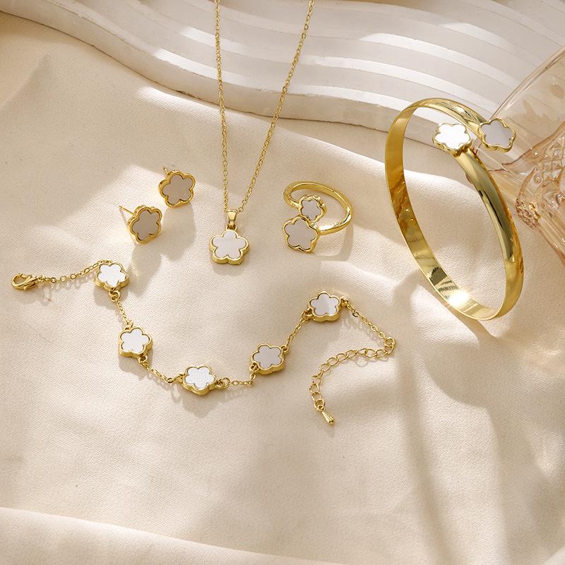 New Fashion 5 Leaf Flower Jewelry Set For Women Good Luck Flower Necklace Earring Ring Bracelet Christmas New Year Party Jewelry