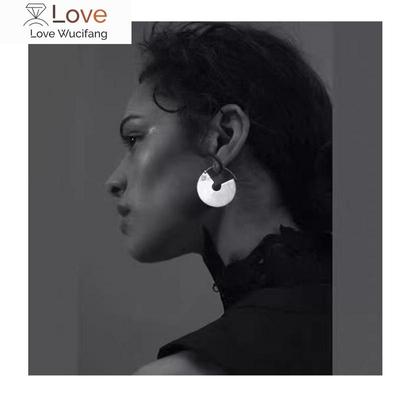 Geometriske Øredobber med Speilflate for Kvinner Punk Runde Designer Smykker Fransk Sirkel Metallisk Stift Retro Øredobber Krok for Kvinner