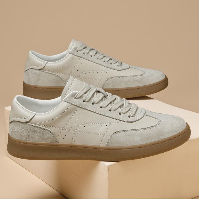 Fashion Designer Men Leather Casual Shoes Lace-up Men Lightweight Comfortable Soft Walk Sneakers Driving Flats Men Outdoor Oxfords Shoes