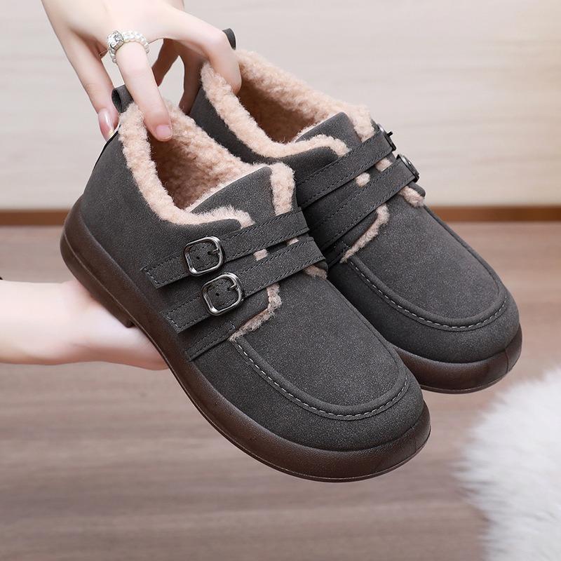 Winter new old Beijing cotton shoes women's flat bottom velvet thickened mother shoes non-slip warm soft sole one pedal cotton