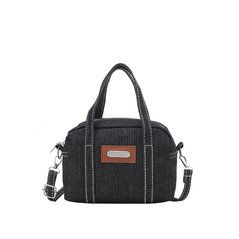 Denim bag women's 2025 autumn new niche design messenger bag Korean version of high-end foreign style portable pillow bag