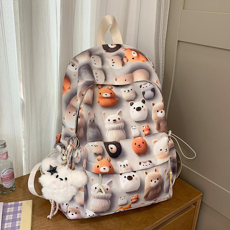 High value, fresh, sweet and cute printed backpack, lightweight make-up class for junior high school students, and large-capacity backpack.