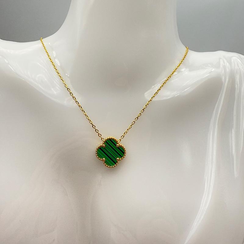 Temperament Socialite Lucky Four-leaf Clover Titanium Steel Necklace Female Internet Celebrity Light Luxury Five-flower Clavicle Ladies Necklace