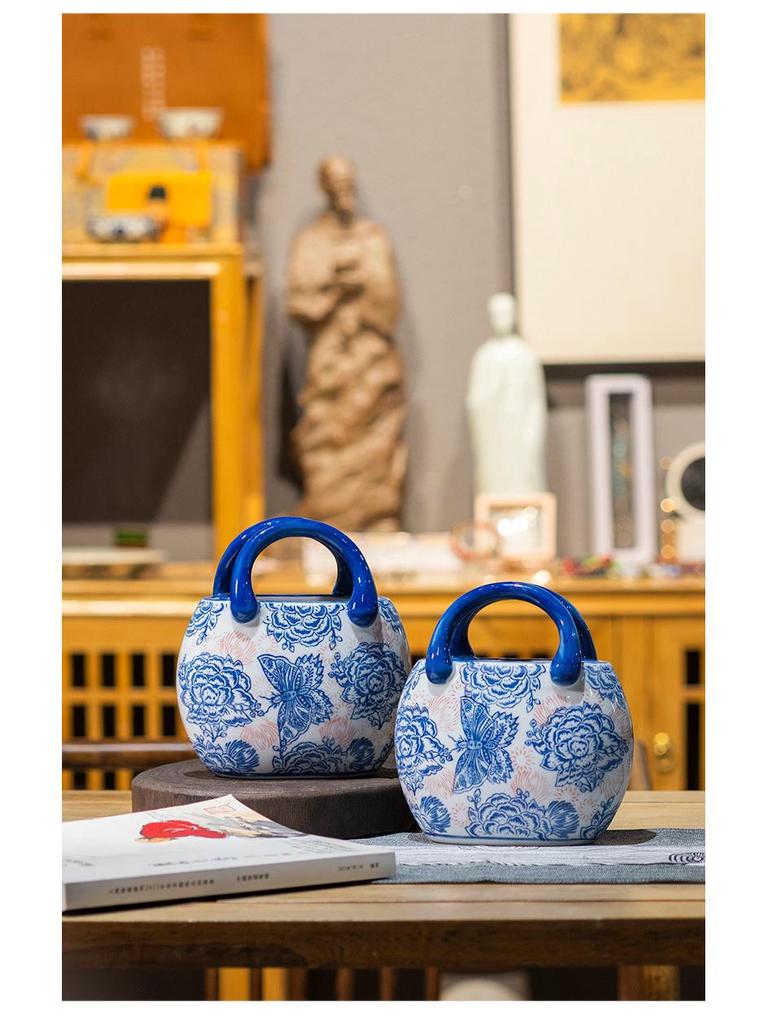 Jingdezhen Ceramic Handbag Vase - Chinese Style Hydroponic Ornament for Home Desktop Flower Arrangement