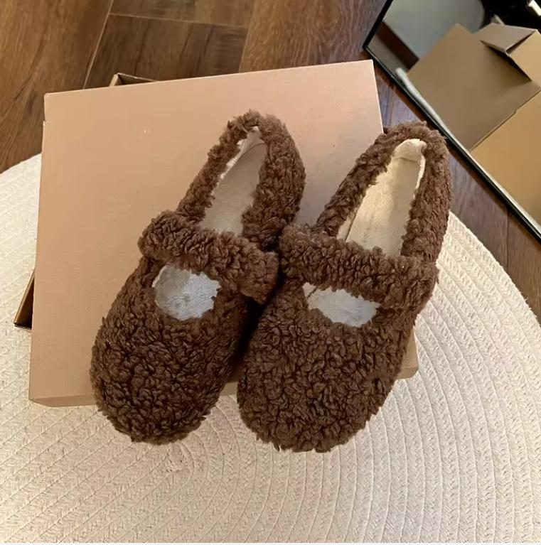 White French Mary Jane Flat-bottomed Fluffy Shoes for Women's 2024 New Autumn and Winter Warm-soled Beanie Cotton Shoes