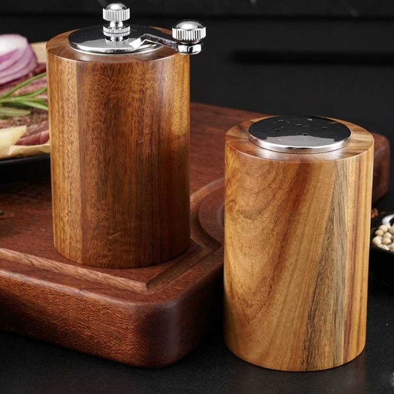 Wooden Salt Grinder And Pepper Mill Set With Ceramic Core For Kitchen Use And Gift Giving