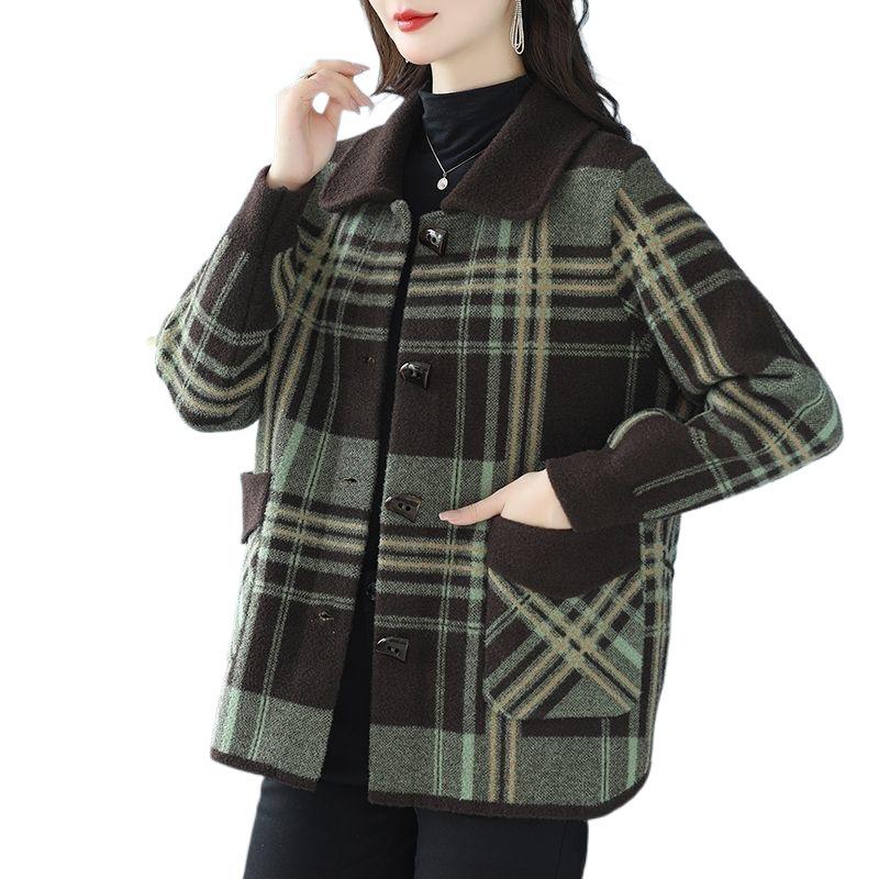 Mother's Spring/Fall Plaid Square-Neck Cardigan: 2025 New Wool Coat for Middle-Aged and Elderly Women