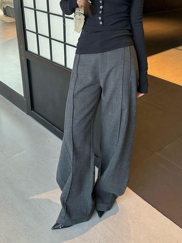 Lu Sheng Unisex Retro Wide-Leg Pleated Suit Pants - Stylish, Casual & Comfortably Draped Design