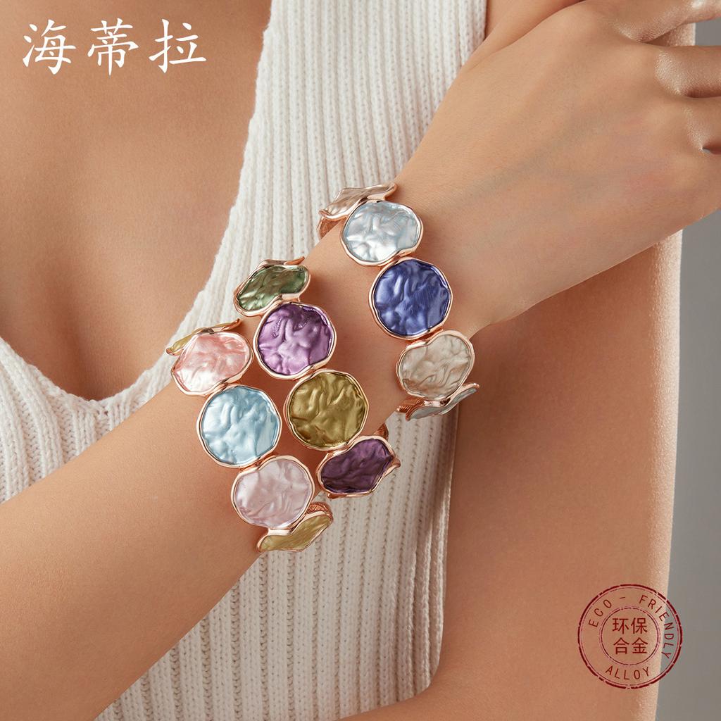 Emaille farbenes rundes unregelmäßiges elastisches Armband, übertriebenes rundes Legierungsarmband für Damen