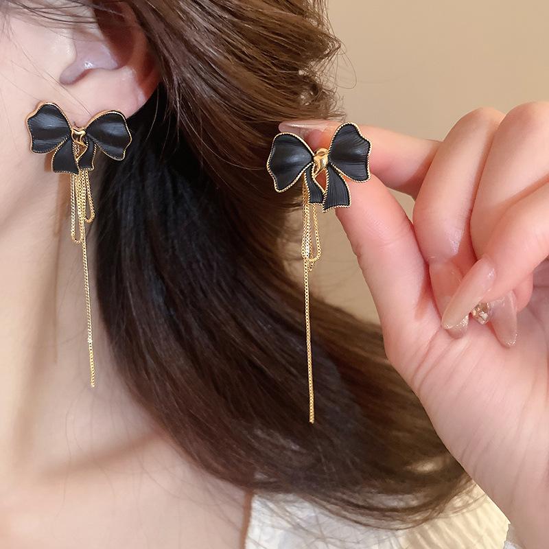 Silver Needle Flower Fringed Earrings French Light Luxury Temperament Earrings, Niche High-end Earrings