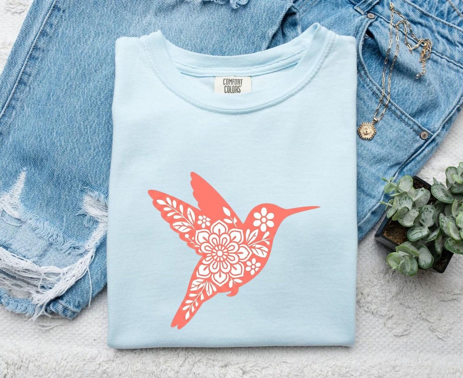 Hummingbird Floral Shirt Boho Chic Nature Gift Women Boho Tee Hummingbird T-Shirt Hippie Fan Bohemian Tshirt Environmental Graphic L