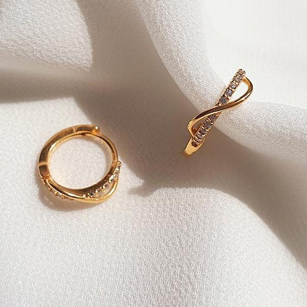 Women's Tapuho Twisted Hoop Earrings (One-Touch Style)