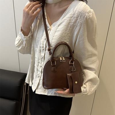 Fashion Retro Versatile Shell Bag 2025 New Bags Summer Trend Versatile Shoulder Bag Simple Messenger Women's Bag Bag