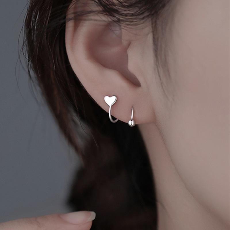1Pc Screw Ball Star Heart Ear Bone Ear Buckle Rotating Wave Stud Earrings for Women Party Punk Jewelrry