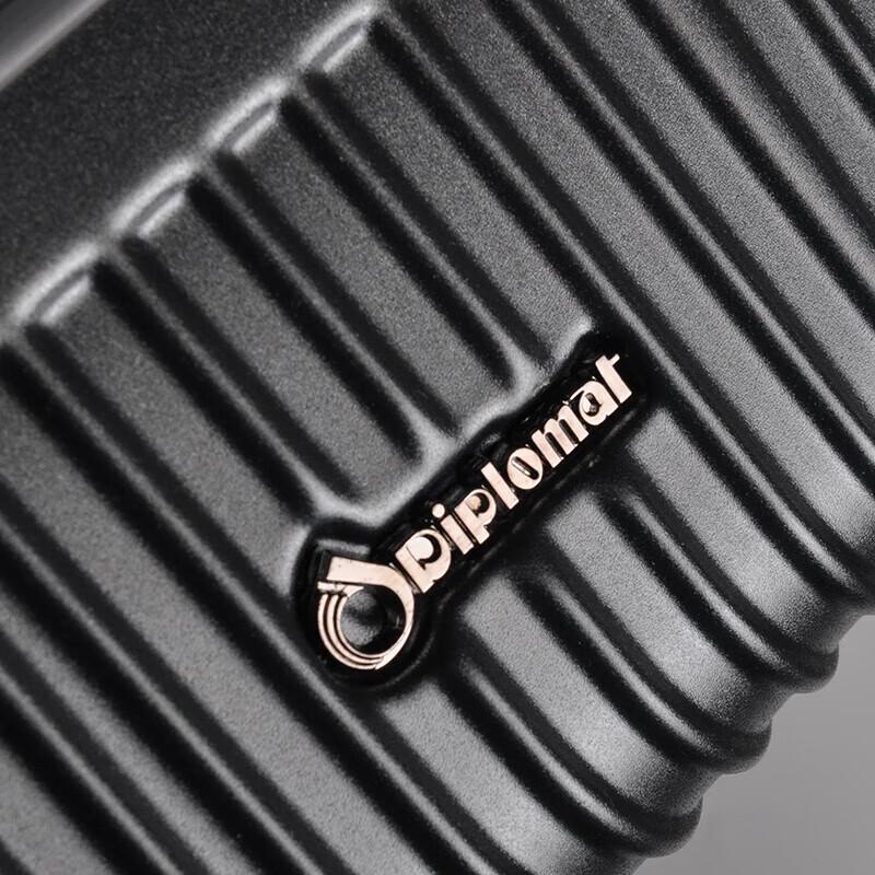 Diplomat DS-1353 Travel Luggage