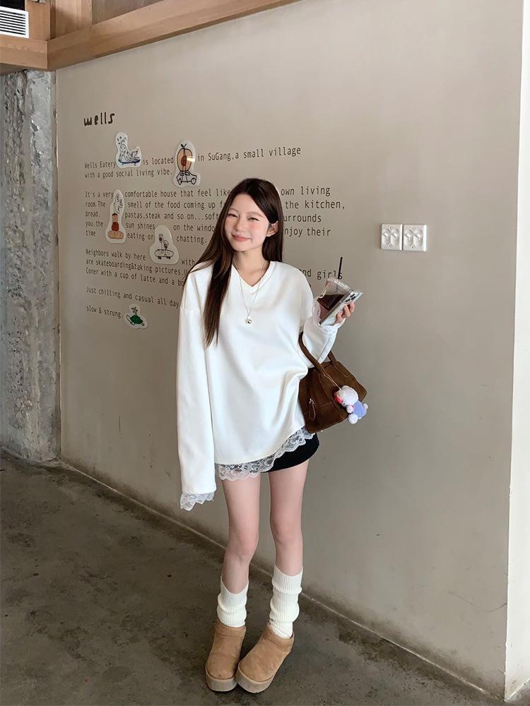 Women's Velvet Lace Long-Sleeve Slimming T-Shirt for Autumn & Winter