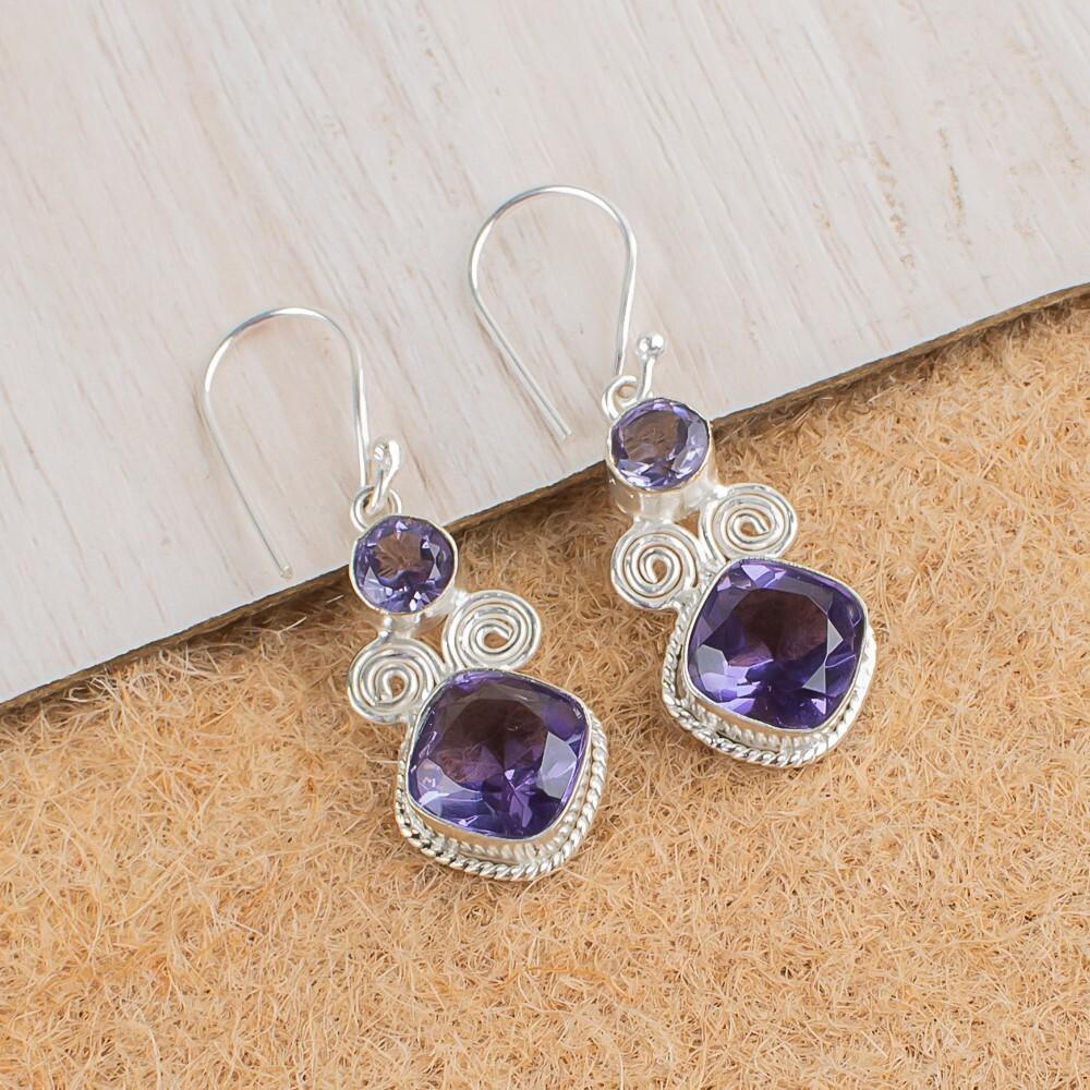 

Натуральный камень иолит, серебро 925 пробы, ручная работа, серьги-крючки 1,12 EE-69-5