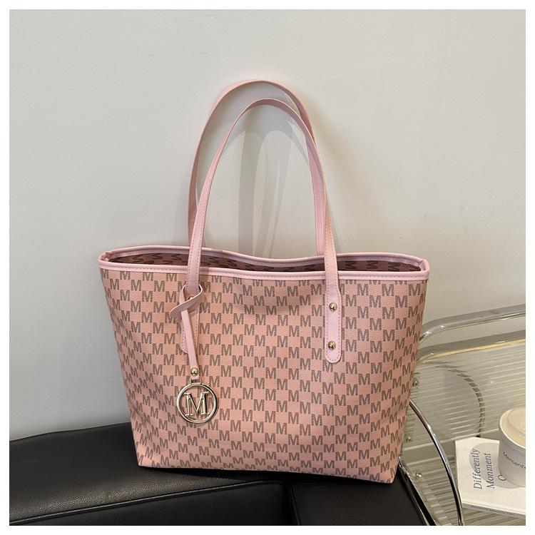 New Large Capacity Commuter Tote Bag Faux Leather Shoulder Handbag for Women Students CLE