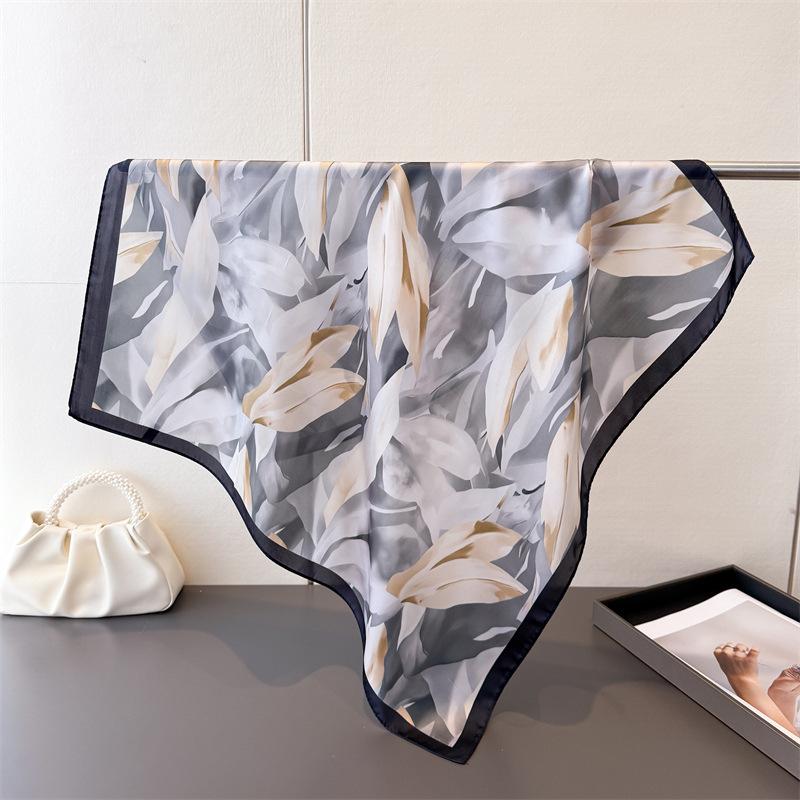 2026 Fashion Spring Summer Women 70Cm Square Scarf Silk Print Satin Beach Scarves Shawl Headband Hijab Bandana Wrap Bufanda
