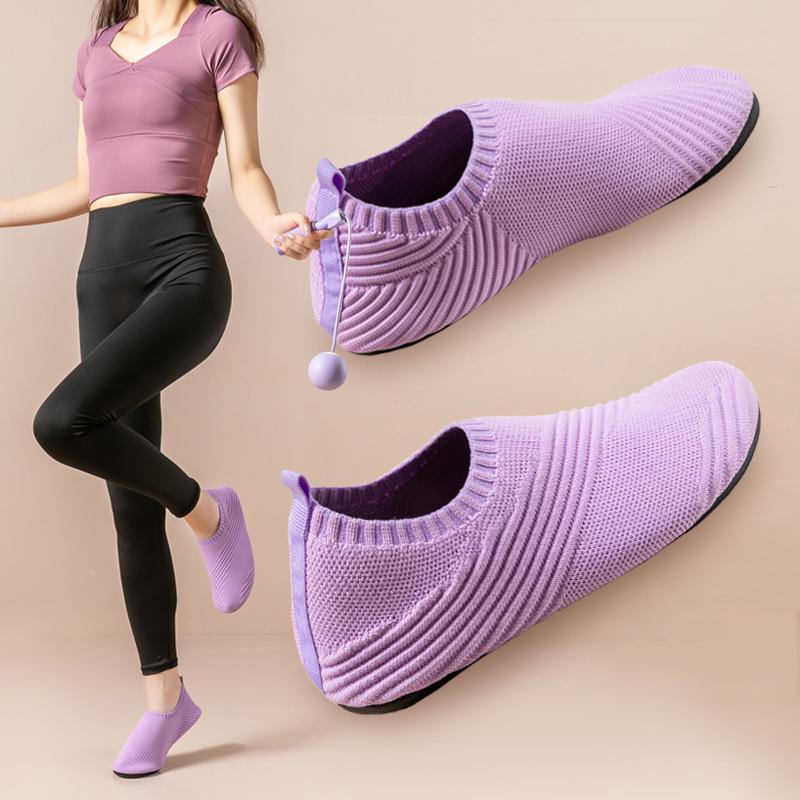 Damen Indoor Yoga Schuhe - Weiche Sohle, Rutschfest, Ideal für Home Aerobic, Tanz und Fitness
