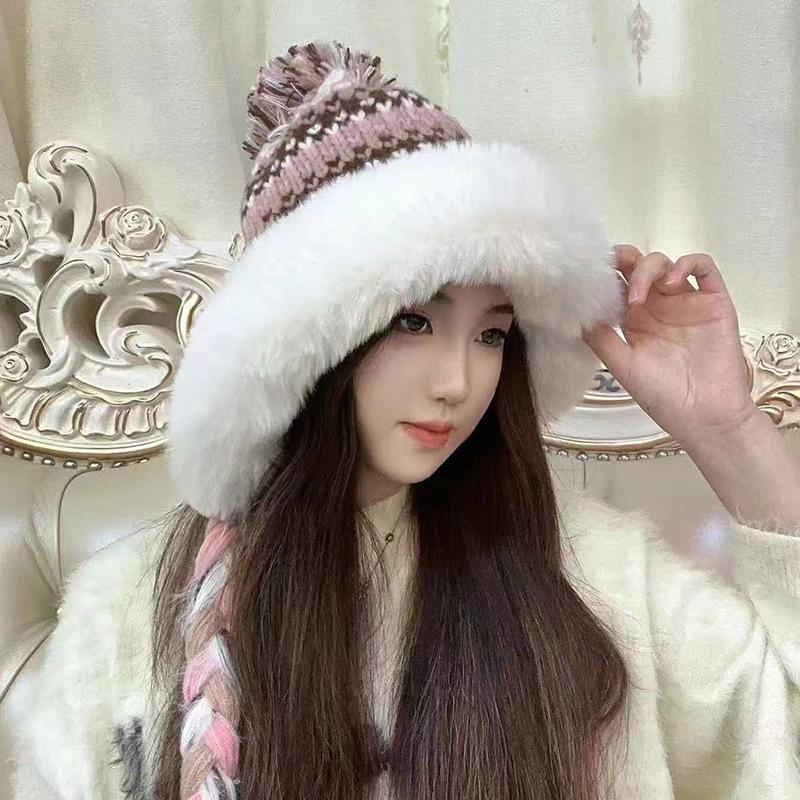 

Новая плюшевая вязаная шапка Лэй Фэн для женщин на зиму, утолщенная и бархатная теплая шапка с защитой ушей, универсальная и милая шапка-пуловер, тренд M（56-58cm）