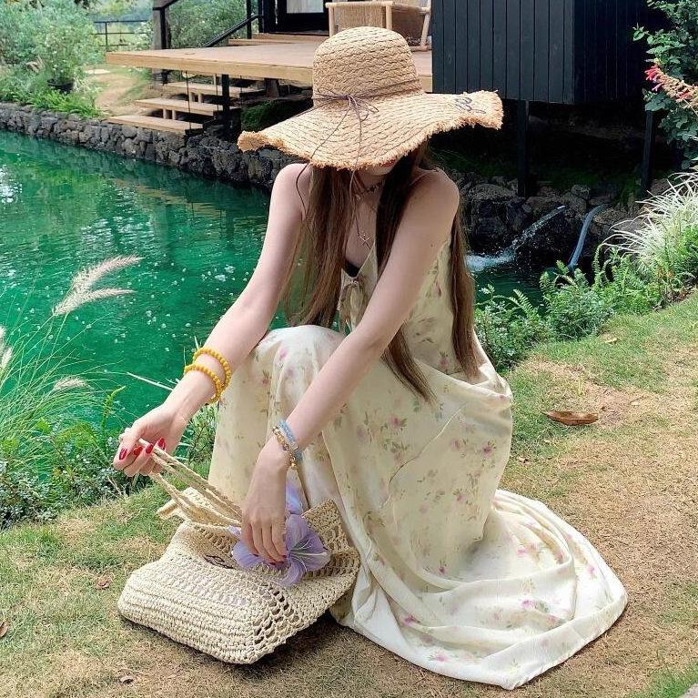 Sexy Wind Floral V-neck Dress Women's Summer Waist Pinch To Cover the Meat and Show Thinness Design Suspender Fishtail Dress