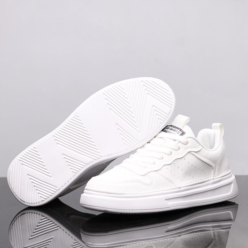 Spring and autumn heightened leather soft soles, summer breathable casual board shoes, trendy shoes 2 comfortable