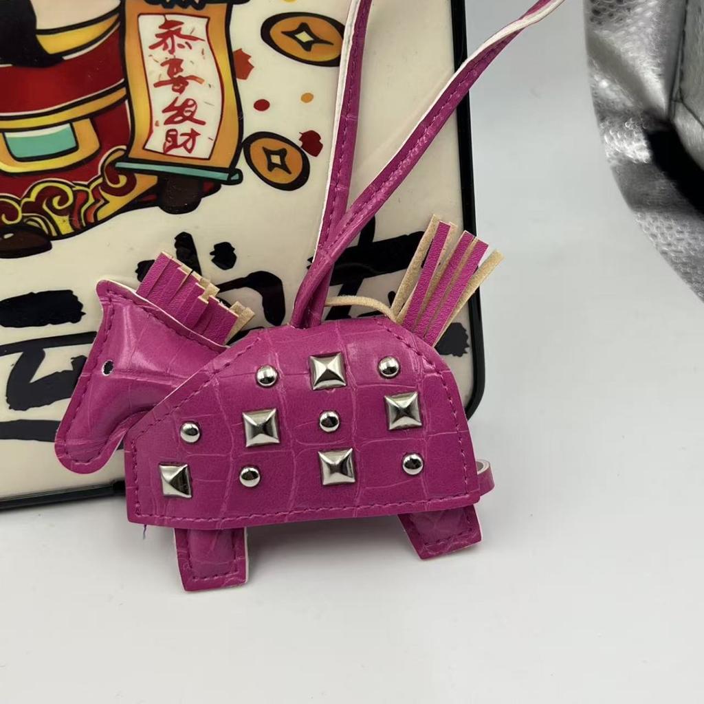 Fashion Silver Rivets Horse Bag Charm Accessories Hand Sewn Pu Leather Foal Pendant Bag Accessory
