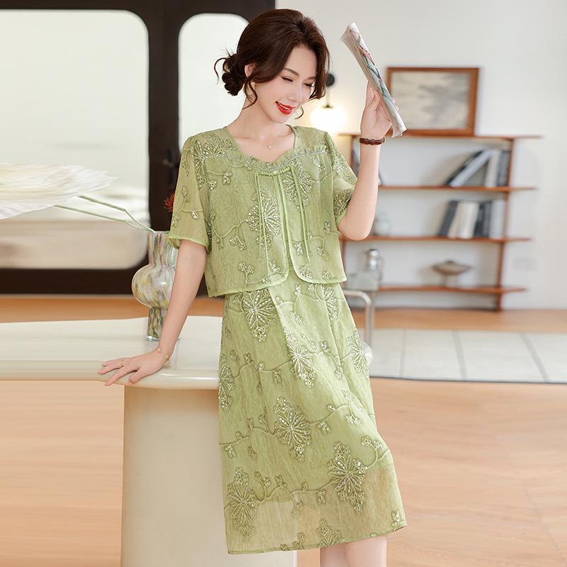 

Summer 2026 High-End Two-Piece Dress for Women: Elegant, Mid-Aged Style 3XL зелений