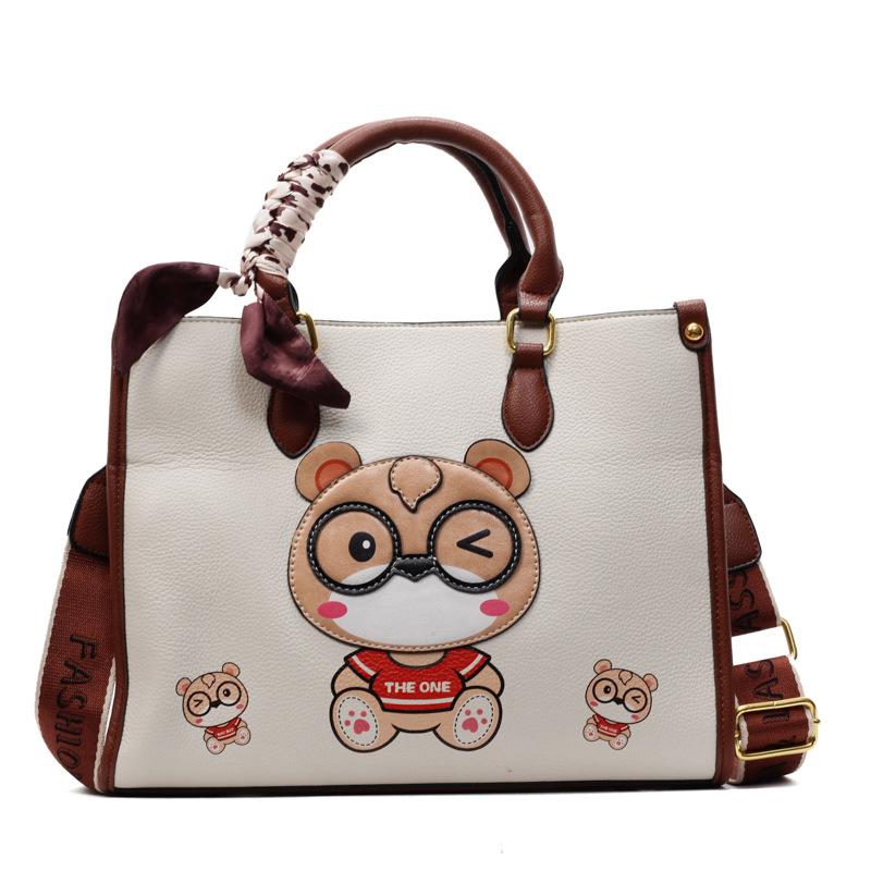 Niche Design Bag Women's New Cute Bear Large-capacity Tote Bag Portable Shoulder Messenger Bag