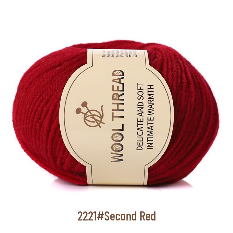 Medium-Thick Cashmere Wool Yarn for Hand-Knitted Baby and Child Scarves and Sweaters, with Knitting Needles.