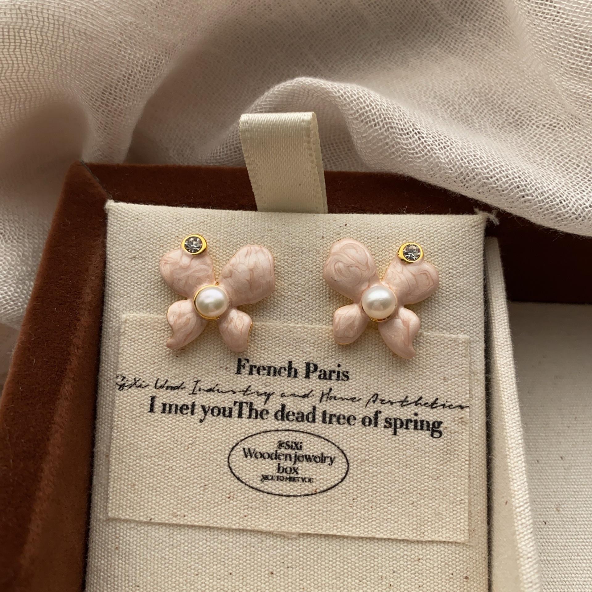 Falang Color Super Fairy Earrings Stud Earrings Niche Design Simple Mori Butterfly Exquisite Baroque Pearl Flowers Sweet