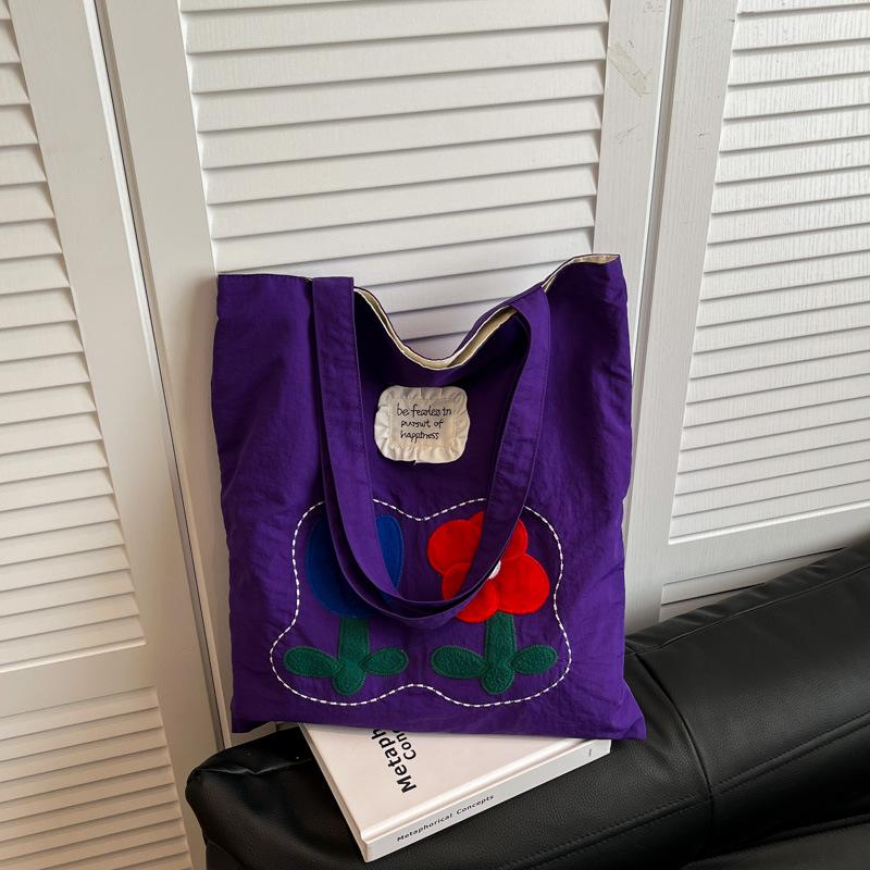 

Летняя новая текстурная простая и модная сумка-тоут большого объема в иностранном стиле 2025 повседневная женская персонализированная сумка через плечо фиолетовый