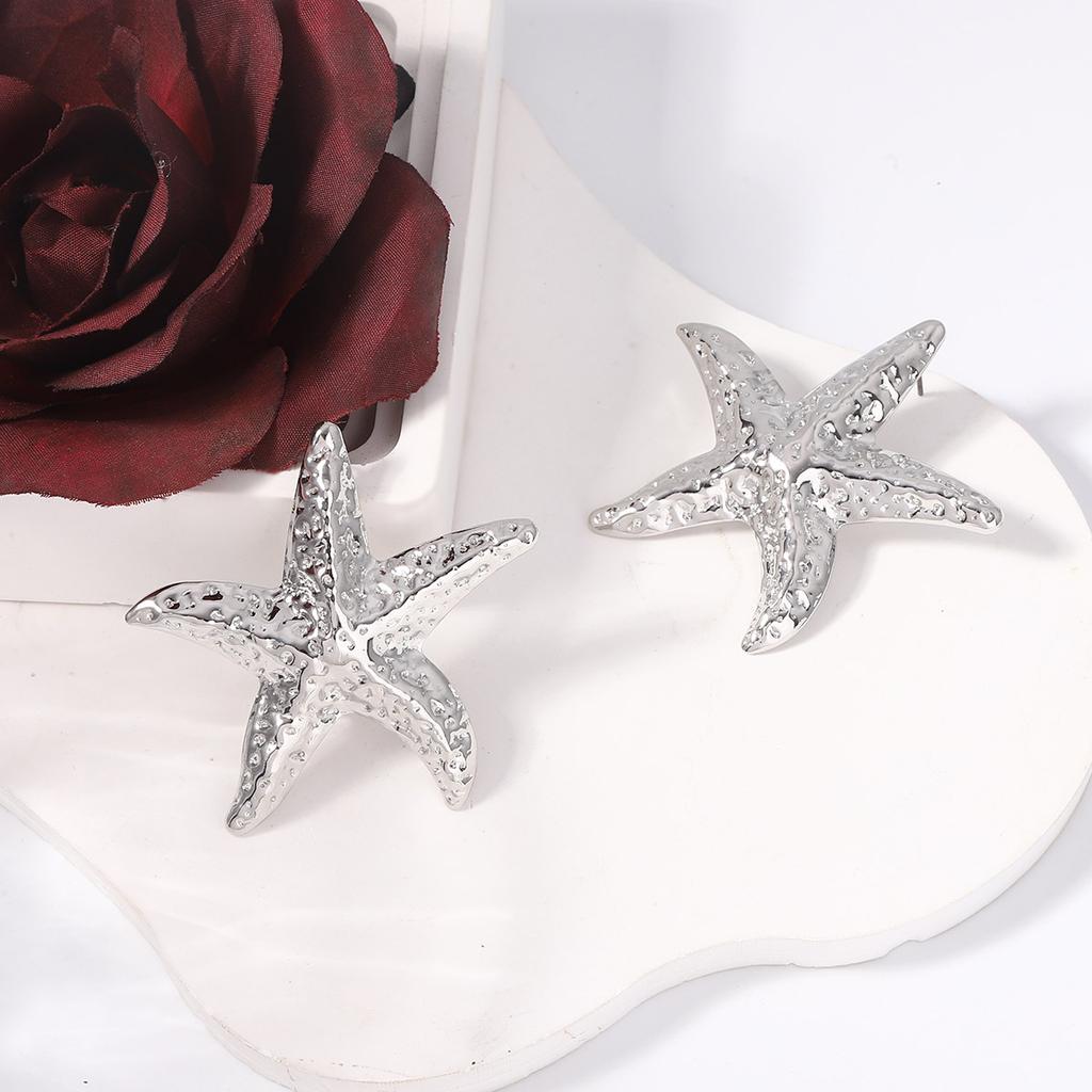 European and American Summer New Beach Vacation Style Personalized Creative Starfish Earrings, Trendy Fashion Commuter Earrings