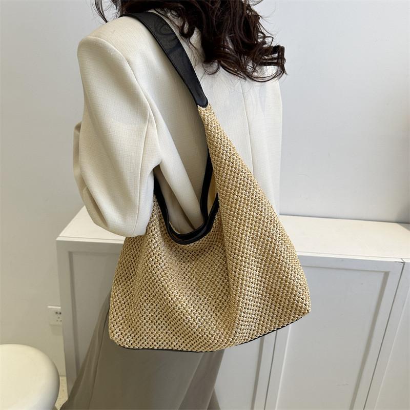 Fashionable Large Capacity Woven Handbag Tote Bag For Everyday Use In Multiple Colors