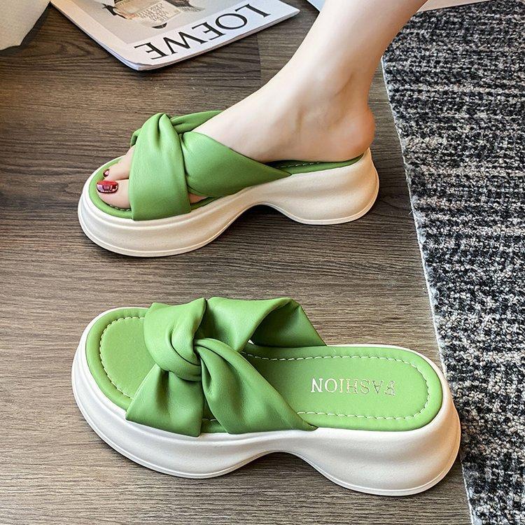 

Модные универсальные тапочки для женщин, летняя верхняя одежда 2024 года, новые корейские кроссовки с толстой подошвой, пляжные сандалии One Line Drag 40 бежевый