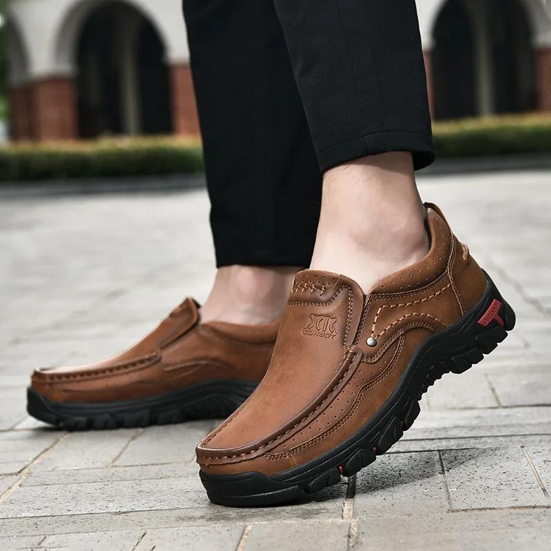 Fashion Handmade Leather Men Shoes Casual Outdoor Slip On Loafers Men Leather Shoes Flats Moccasins Walking Shoes Non-Slip Dropshipping