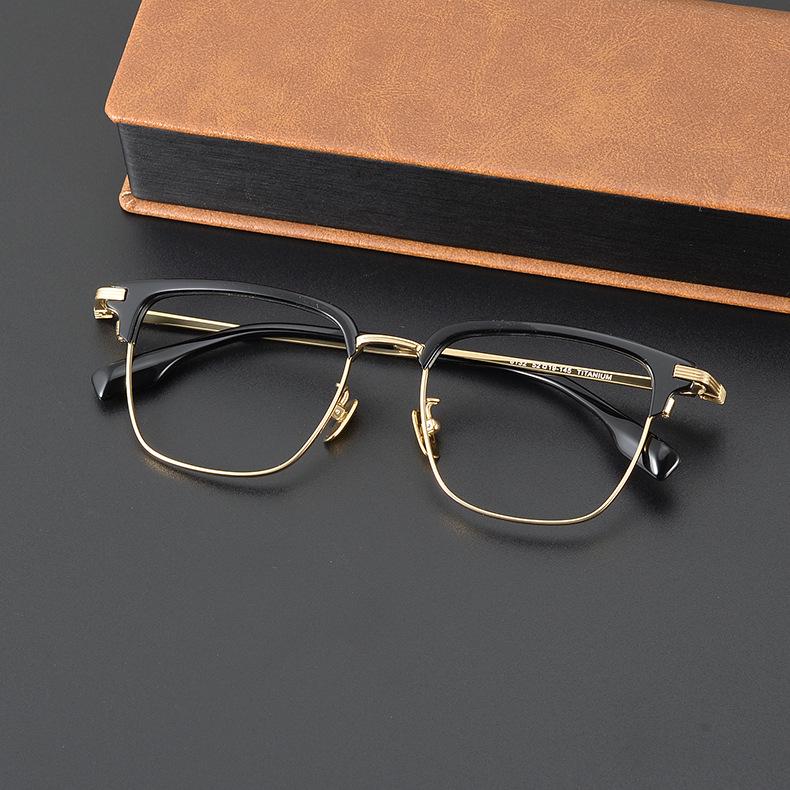 

Мужские большие очки-полуободки из чистого титана для миопии чёрный/золотой