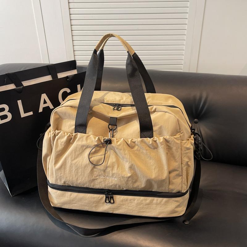 Large Capacity Travel Duffel Bag Trendy Casual Duffle Bag for Women with Adjustable Strap Casual Nylon Shoulder Bag