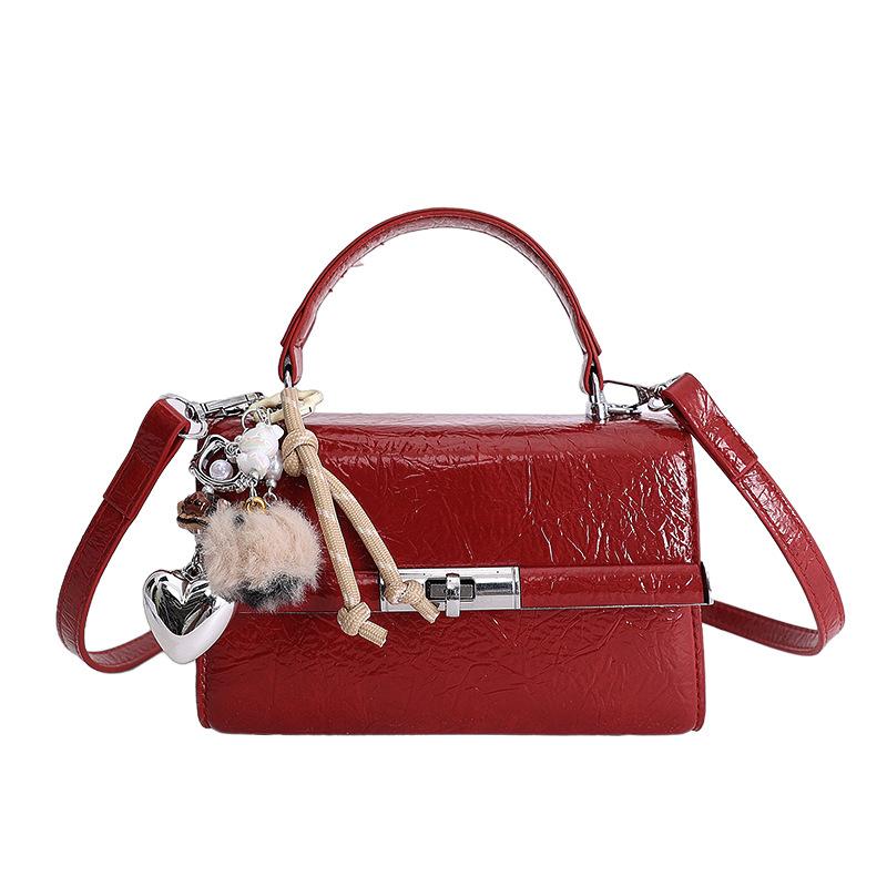 

Bag Korean version niche handbag women s small bag seasonal new small square bag simple and versatile shoulder messenger bag No pendant model красный
