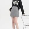 Woolen Polka Dot High-Waisted A-Line Skirt - Petite Hip-Hugging Style for Women, Autumn/Winter 2025