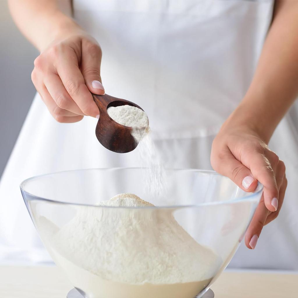 Yardwe 2pcs Wooden Coffee Scoop, Mini Measuring Spoon for Coffee Beans, Milk Powder, Kitchen Serving Ladle, 3.93x1.96x1.57 Inch