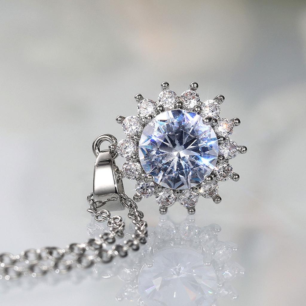 Big Center Round Stone Sunflower Halo Pendant Women Classic Cable Chain Clavicle Necklace